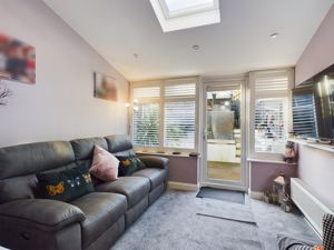 Sitting Room - click for photo gallery